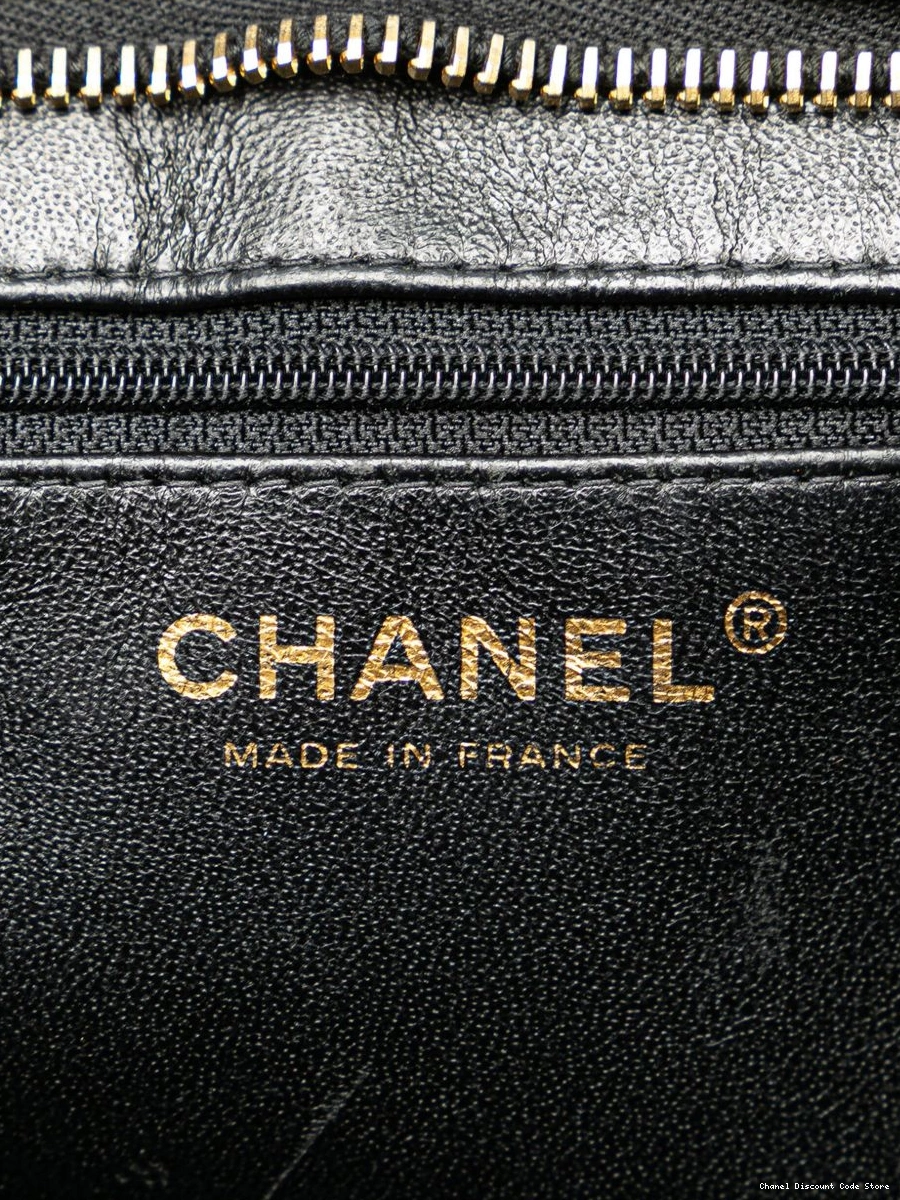 Cheap HOT SALE Women tote CHANEL 2004-2005 Medallion Caviar bag 0430